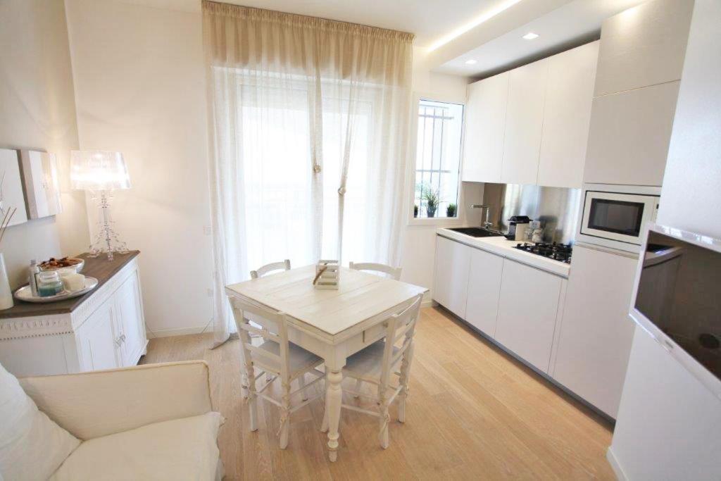 Pineta Suite Cervia Bagian luar foto