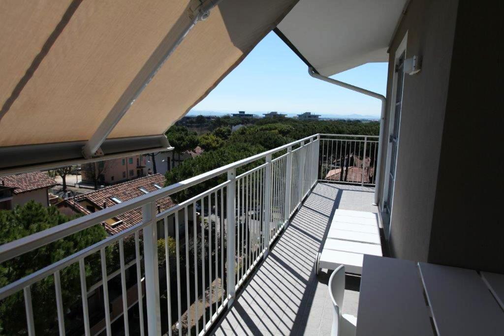 Pineta Suite Cervia Bagian luar foto