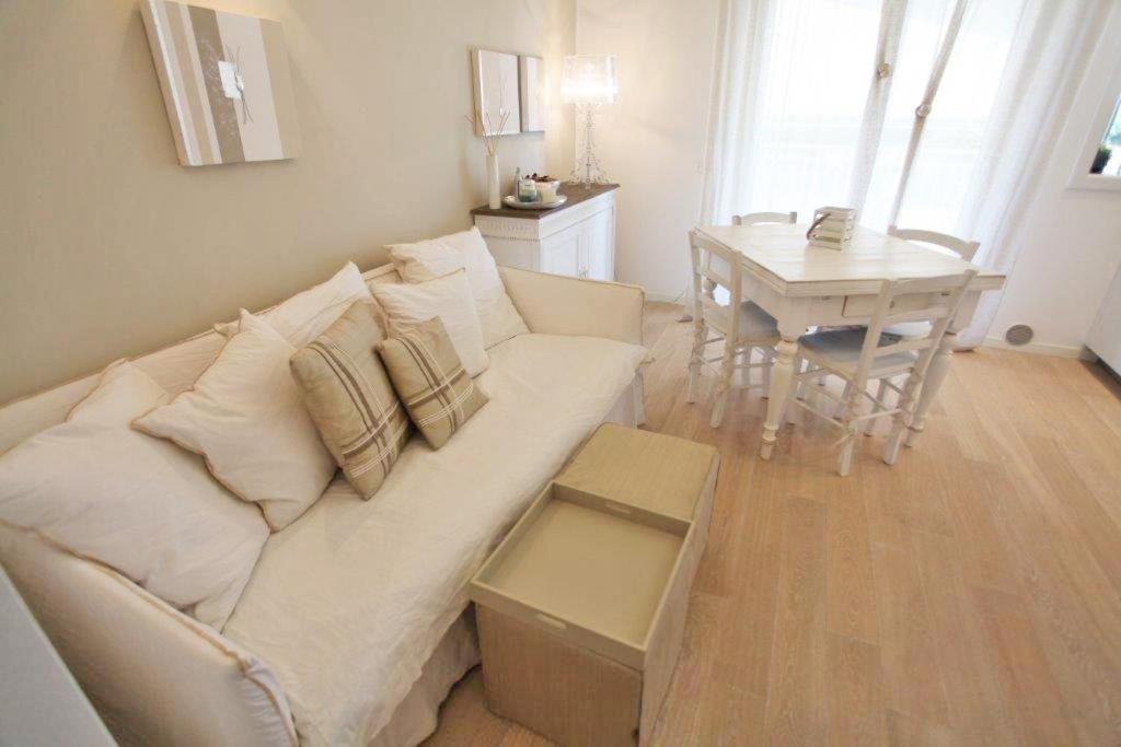 Pineta Suite Cervia Bagian luar foto